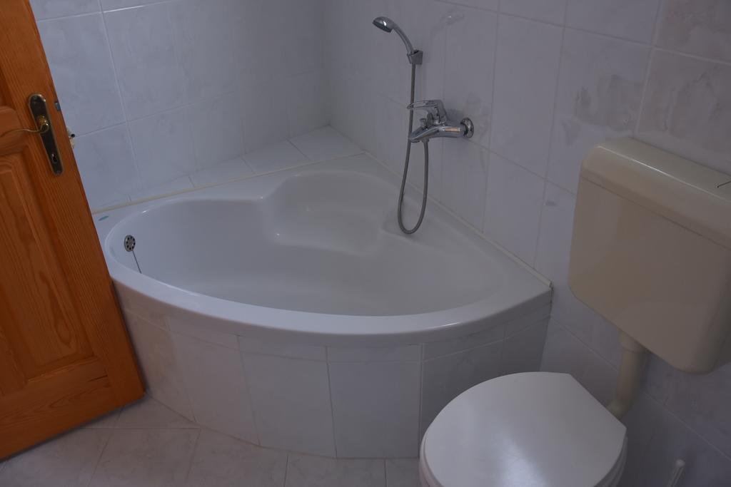 Apartment Damjan Ohrid Buitenkant foto